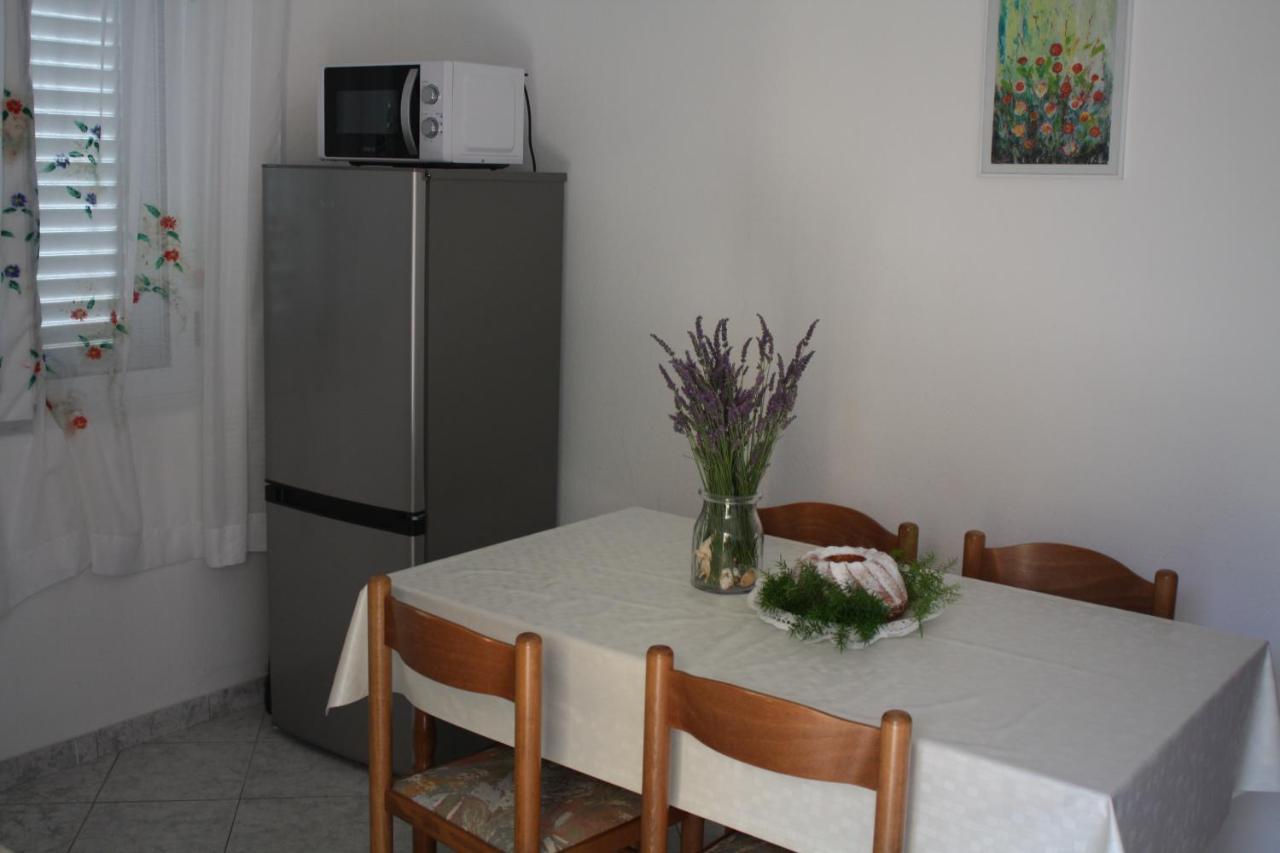 Apartman Anka Viganj Exterior foto